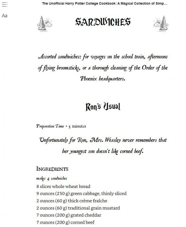 Книга кулінарна Harry Potter College Cookbook: A Magical Collection of Simple and Spellbinding Recipes (Eng)