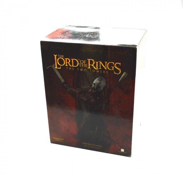 Статуэтка THE LORD OF THE RINGS: Uruk-Hai Berserker Statue 1:6 Статуэтка THE LORD OF THE RINGS: Uruk-Hai Berserker Statue 1:6