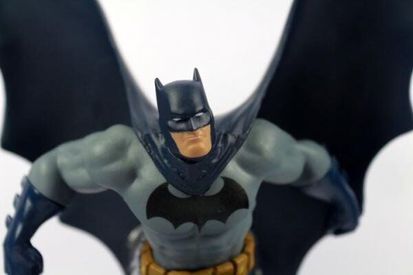 Статуетка - DC Comics Universe Direct Online Batman Figure