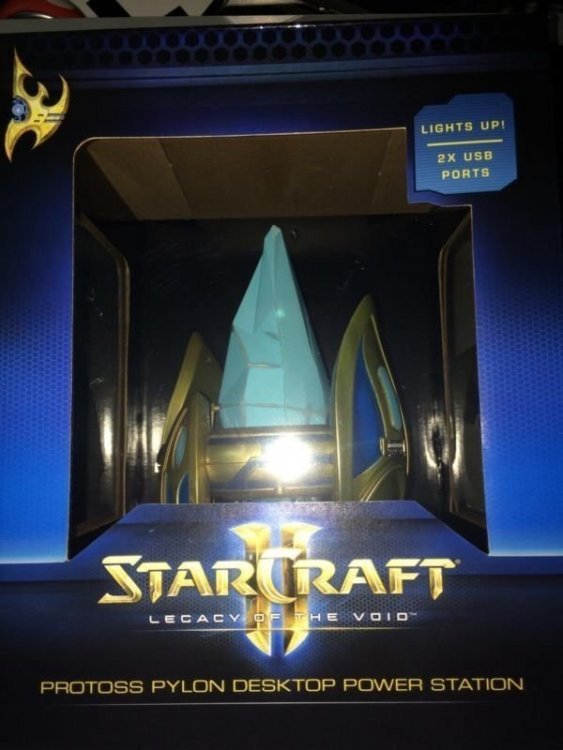 StarCraft Pylon USB Charger (зарядний пристрій) StarCraft Pylon USB Charger (зарядний пристрій)