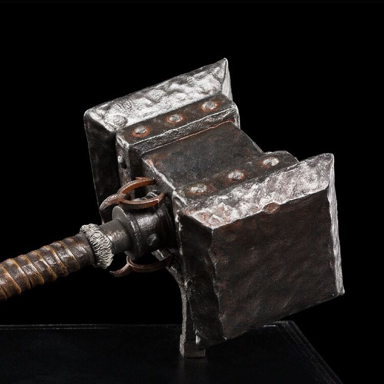 Репліка WARCRAFT Doomhammer of Orgrim by WETA