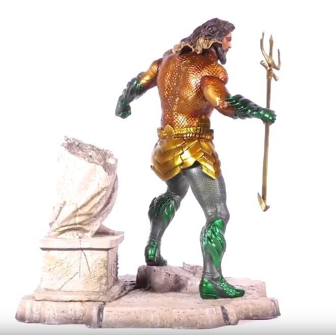 Статуетка Diamond Select Toys DC Movie Gallery: Aquaman Аквамен