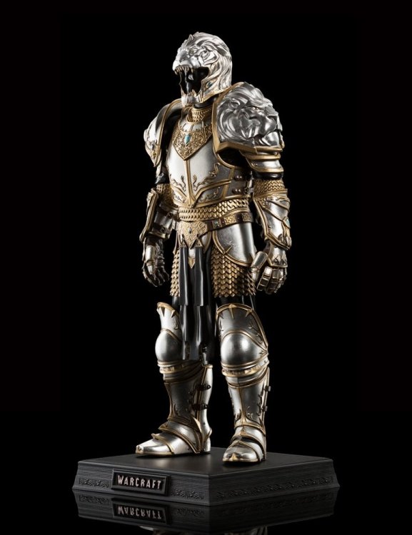 Статуетка Warcraft - ARMOUR OF KING LLANE by WETA Статуетка Warcraft - ARMOUR OF KING LLANE by WETA