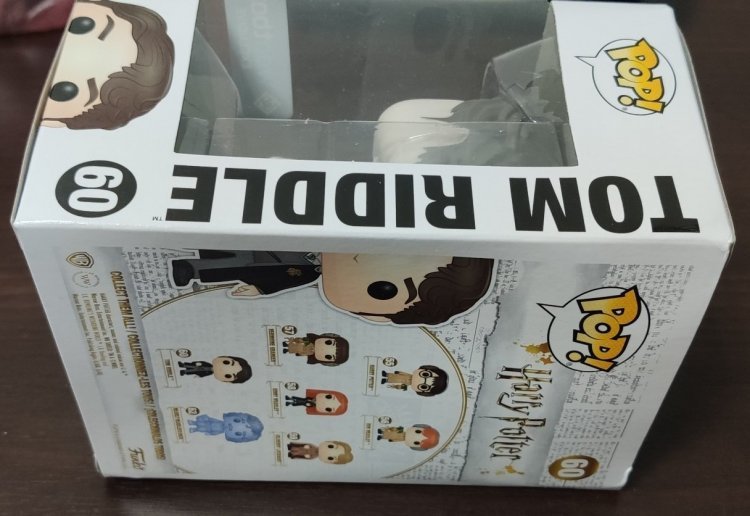 Фігурка Funko Pop Harry Potter: Tom Riddle фанко Том Редл (Exclusive) damaged box Фігурка Funko Pop Harry Potter: Tom Riddle фанко Том Редл (Exclusive) damaged box