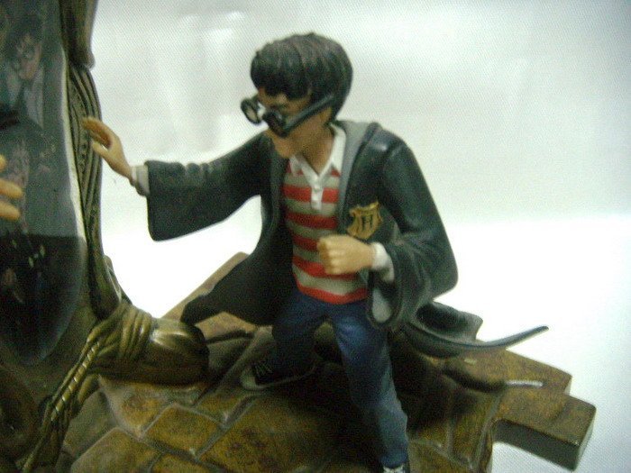 Фігурка Harry Potter and Dumbldor & Mirror of Erised Figure Фігурка Harry Potter and Dumbldor & Mirror of Erised Figure