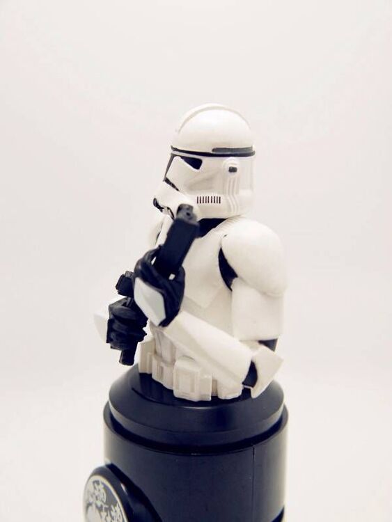 Друк Star Wars з бюстом Clone Trooper Друк Star Wars з бюстом Clone Trooper