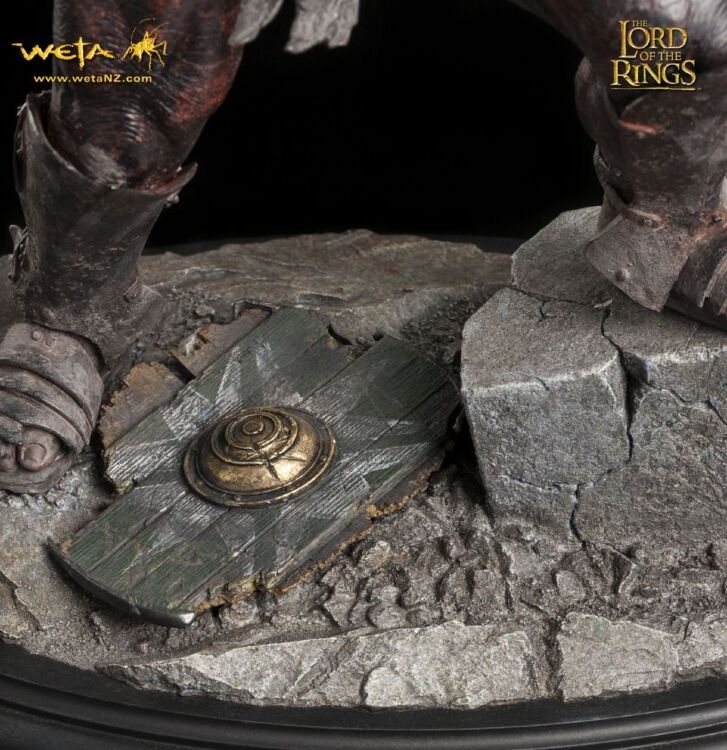 Статуетка The Lord of the Rings - Uruk-hai swordsman Statue (Weta Collectibles)