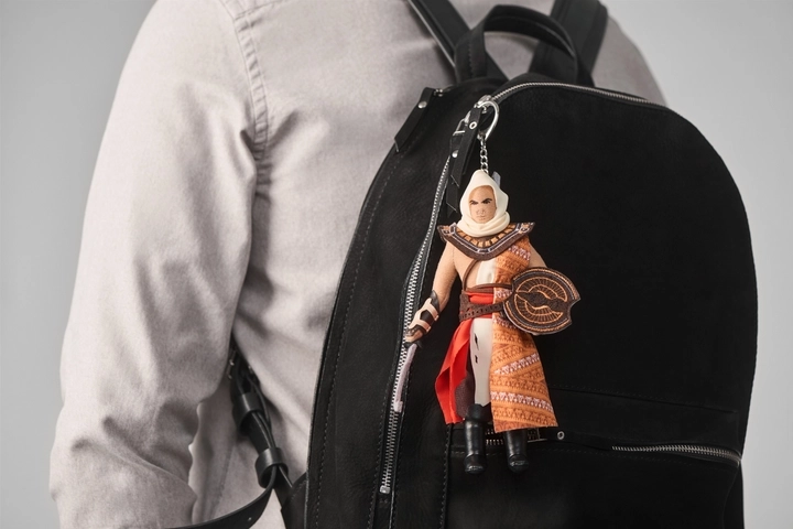 Брелок WP Merchandise плюшевый ASSASSINS CREED Bayek of Siwa 20 см.