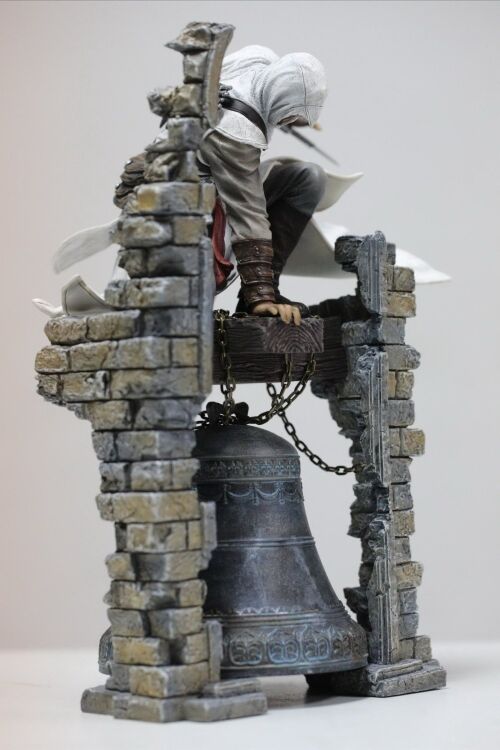 Статуетка Assassin's creed ALTAIR THE LEGENDARY STATUE. 29 CM. колекційне видання