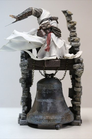 Статуетка Assassin's creed ALTAIR THE LEGENDARY STATUE. 29 CM. колекційне видання