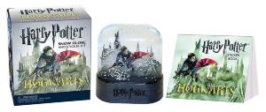 Фигурка Harry Potter - Hogwarts Castle Snow Globe and Sticker Kit (Miniature Editions)