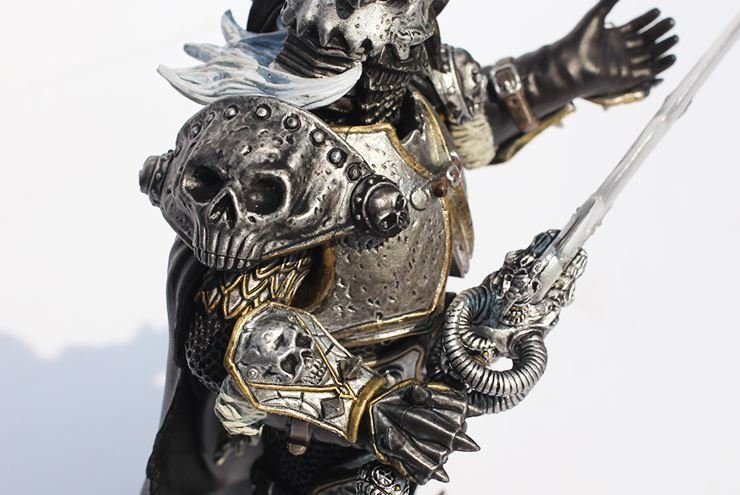 Фигурка WORLD of WARCRAFT THE LICH KING Arthas Menethil Action Figure 