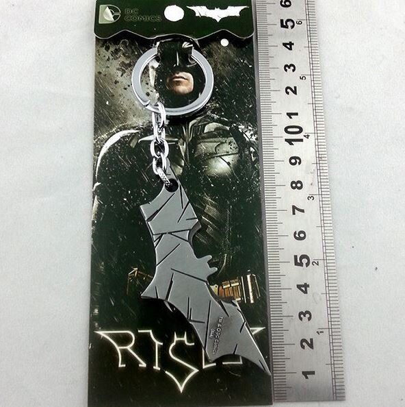 Брелок Batman Metal Keychain (колір сірий)